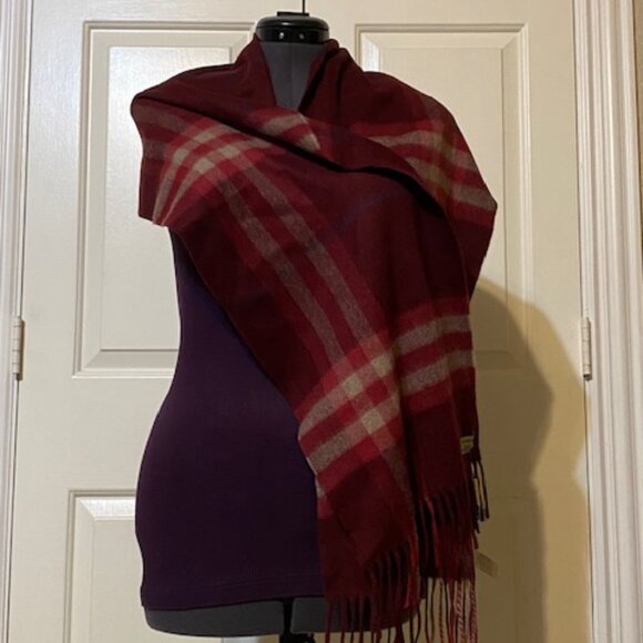 Burberry Red 100% Cashmere Scarf. Never worn, Brand new - Picture 1 of 5